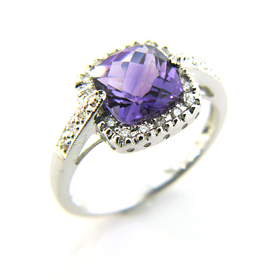 3.25 CT Amethyst Ring with Diamonds - 14kt White Gold