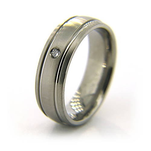 6mm Titanium Ring with Diamond Accent