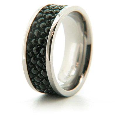 9mm Pipe Cut Titanium Ring with Stingray Inlay