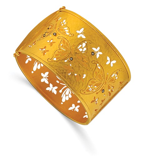 14k Yellow Gold Butterflies Hammered Bangle Bracelet With Diamond Accents