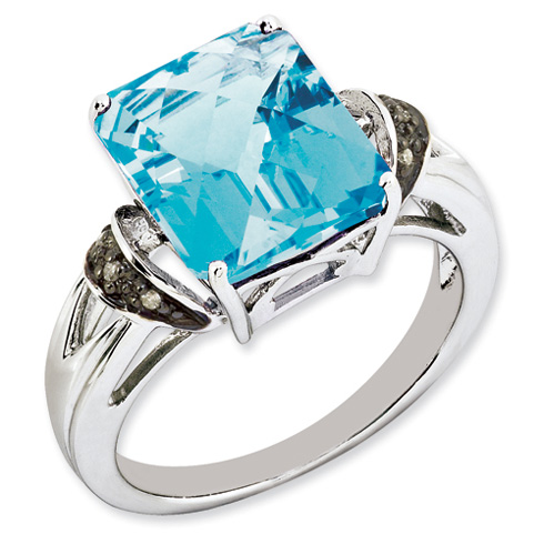 7.5 ct Sterling Silver Light Swiss Blue Topaz and Diamond Ring