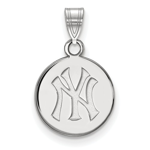14kt White Gold 1/2in New York Yankees Disc Pendant