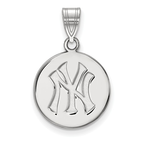 Sterling Silver 5/8in New York Yankees Medium Disc Pendant