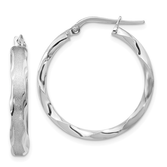 14kt White Gold 1in Italian Striped Round Hoop Earrings