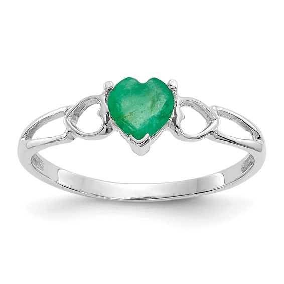 14kt White Gold 2/5 ct Heart Emerald Ring
