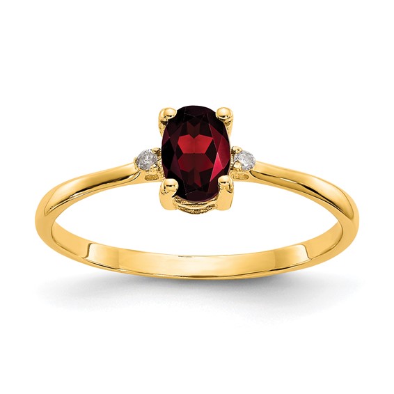 14kt Yellow Gold 2/3 ct Oval Garnet Ring with Diamonds