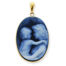 14kt Yellow Gold 1in Everlasting Love Cameo Pendant