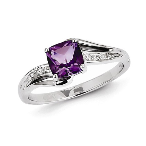14kt White Gold 0.7 ct Square Amethyst Ring with Diamonds