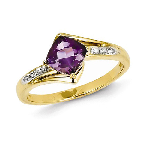 14kt Yellow Gold 0.7 ct Square Amethyst Ring with Diamonds
