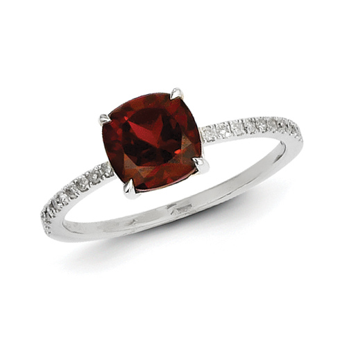 14kt White Gold 1.4 ct Square Garnet Ring with Diamonds