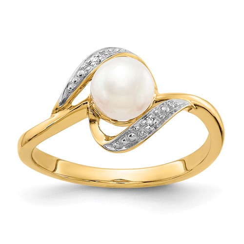 14k Yellow Gold 6mm Freshwater Cultured Pearl Bypass Ring With Diamond Accents
