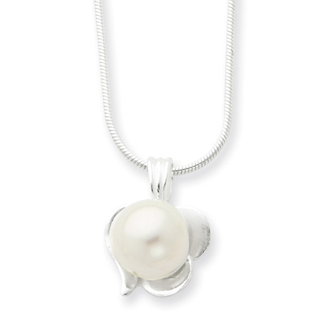 16in Simulated Pearl Pendant on Snake Chain