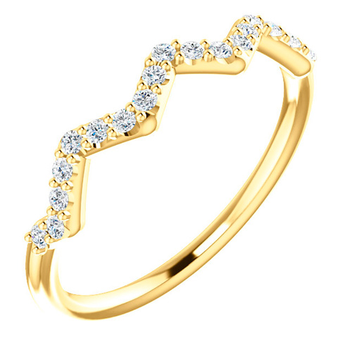14kt Yellow Gold 1/5 ct tw Diamond Stackable Zig Zag Ring