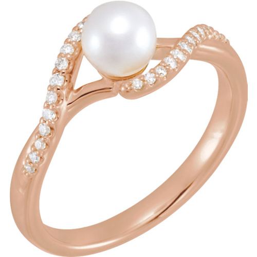 14kt Rose Gold Freshwater Cultured Pearl and 1/10 ct Diamond Ring