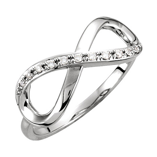 14kt White Gold Diamond Infinity Ring