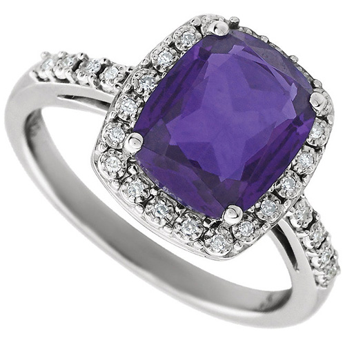 14kt White Gold 2.6 ct Cushion Amethyst Ring with Diamonds