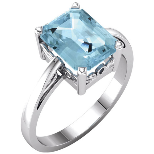 14kt White Gold 2 ct Emerald-cut Aquamarine Ring