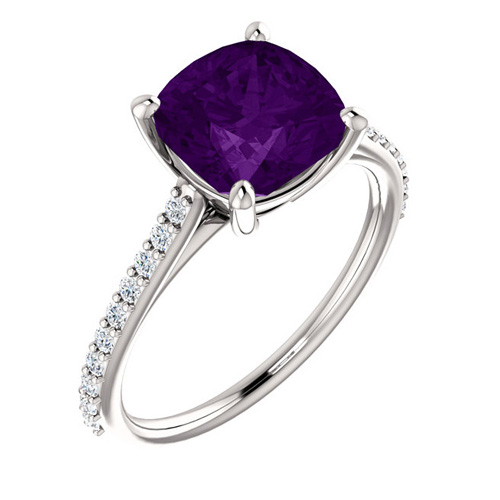 14kt White Gold 2 ct Antique Square Amethyst Ring With Diamonds