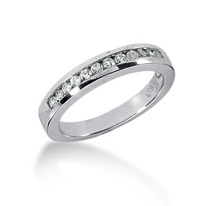 1/4 CT TW Moissanite Band