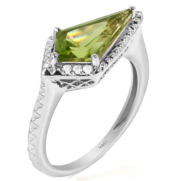 Yael Designs Borealis 14k White Gold 2.0 ct tw Kite Peridot Ring with Diamonds